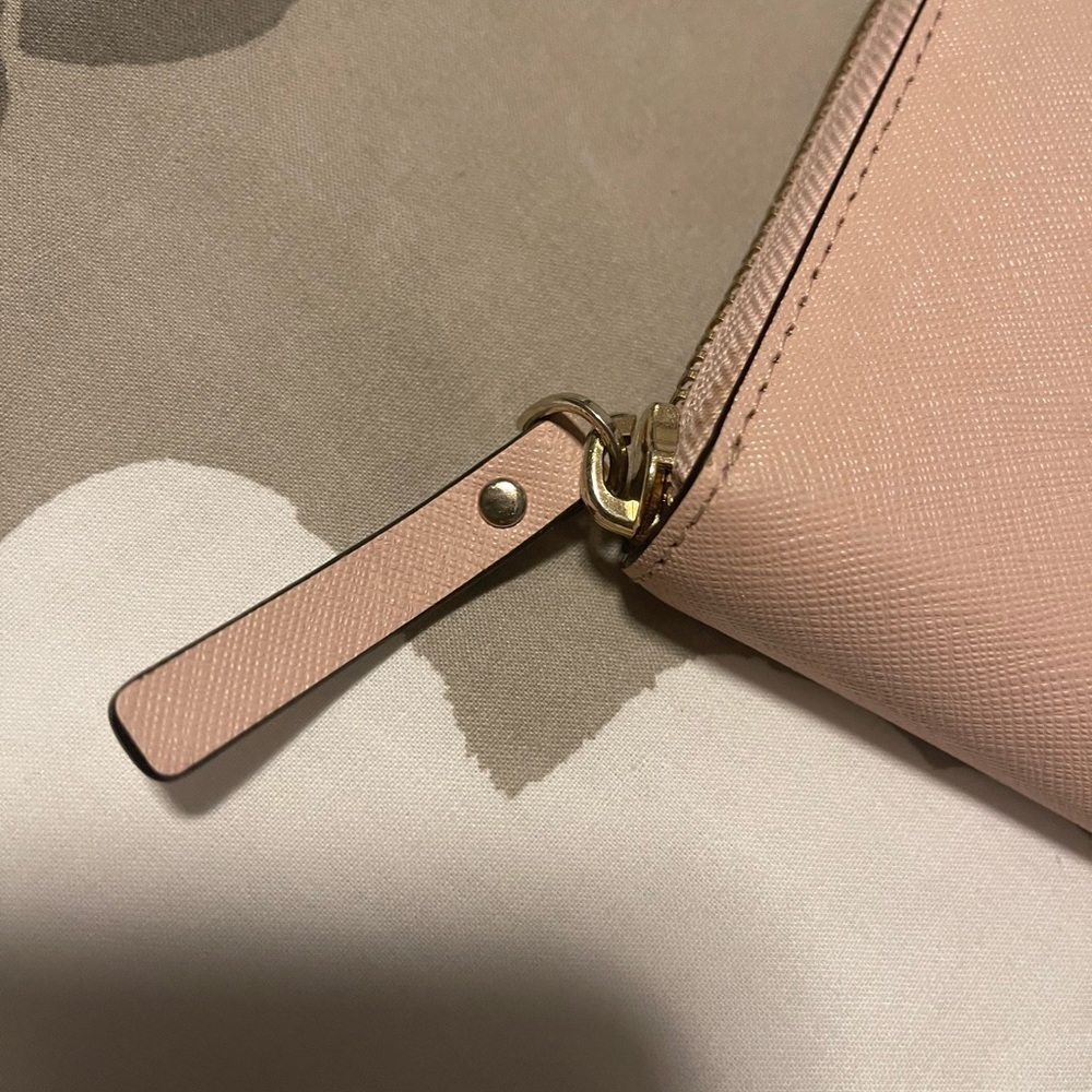 Kate Spade Large Wallet - Picture 5 of 5